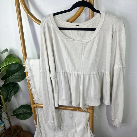 Free People Cram White Long Sleeve Waffle Knit Top sz M - Picture 2 of 6